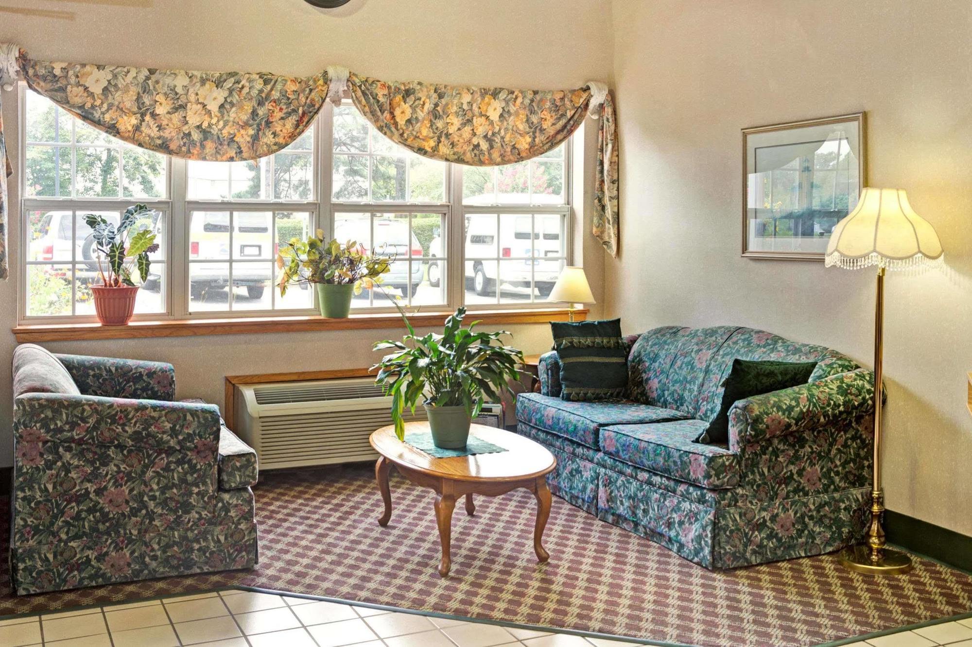 Microtel Inn By Wyndham Raleigh-Durham Airport Morrisville Exterior photo